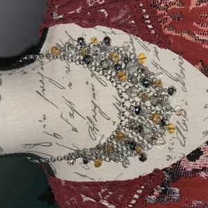 BEAUTFUL, ELEGANT NECKLACE🌺